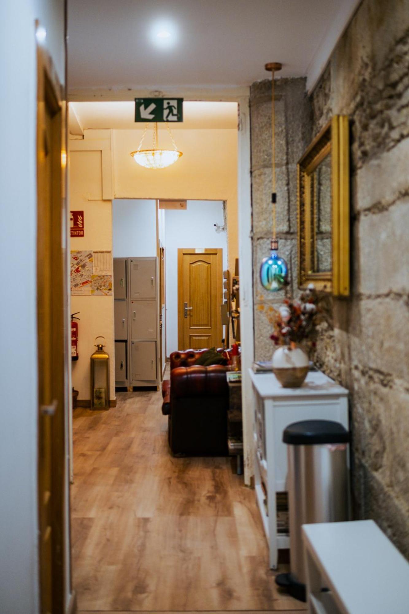 Hostal Santa Cruz Сантьяго-де-Компостела Экстерьер фото